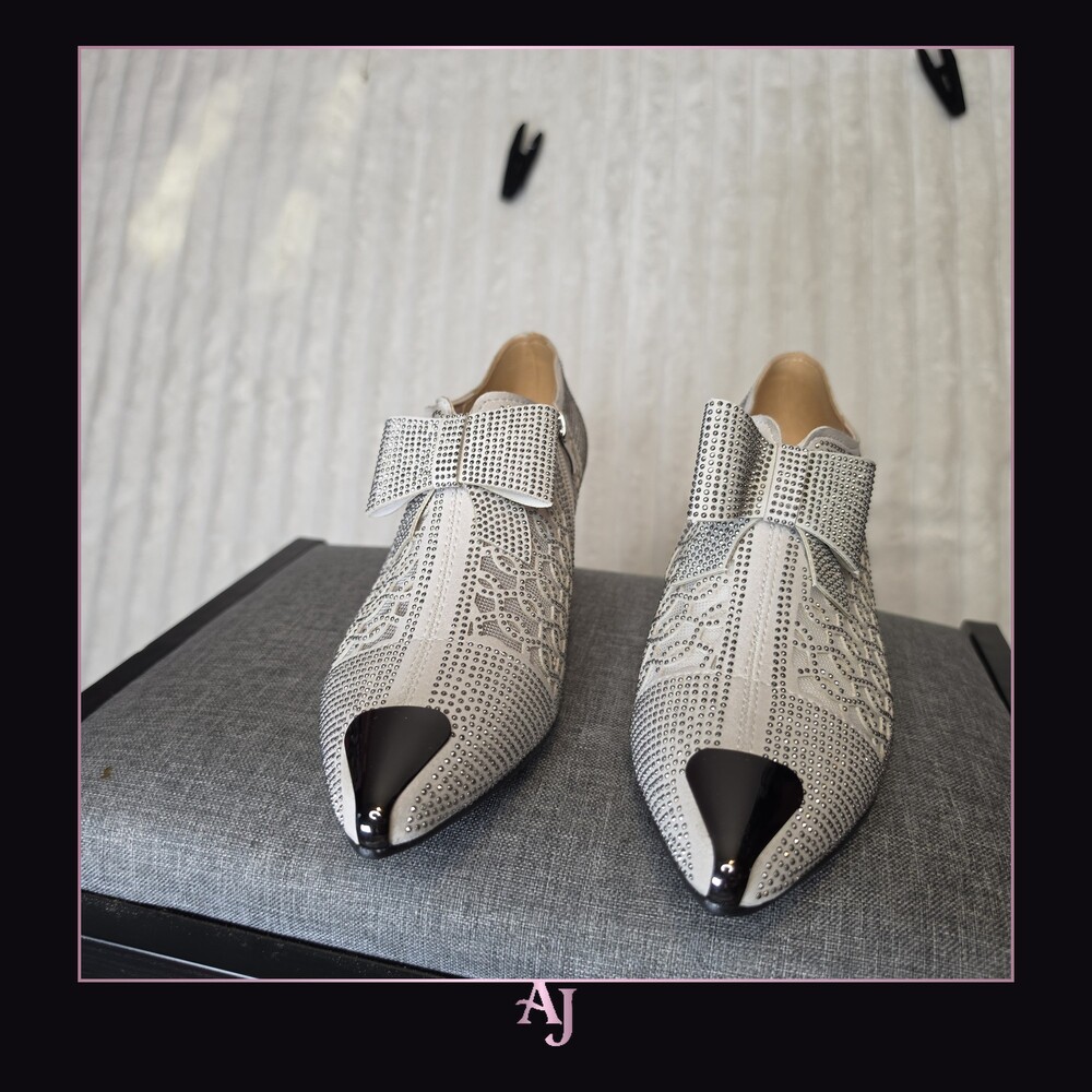 Ankle Boots Size 37 Silver Studded Leather Pointed Toe Block Heel